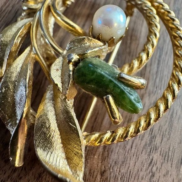 Vintage Sarah Coventry “Jade Garden” Brooch - Picture 3 of 7